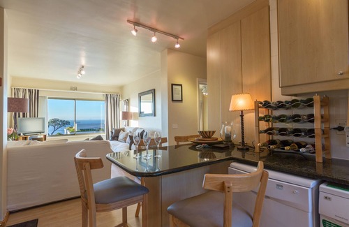 Camps Bay Apartment | Oceanfront Bliss at Sea View 10 Monte Carlo Camps Bay