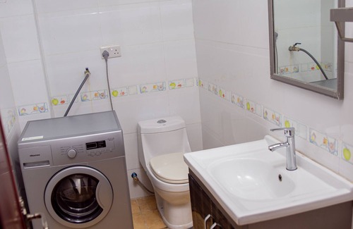 Msasani Peninsula Apartment | Sea view 4 bedrooms with pool and gym - Browseyamu homes
