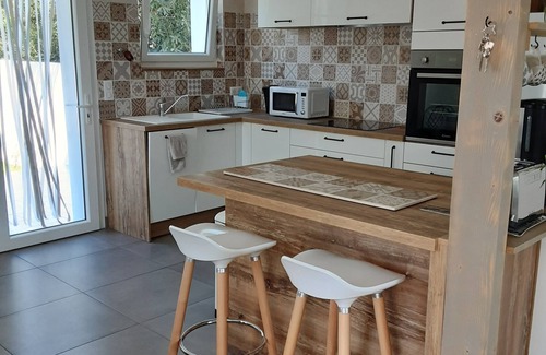 Les Boucholeurs House | Family-Friendly Retreat with Ocean View Near Chatelaillon Beach