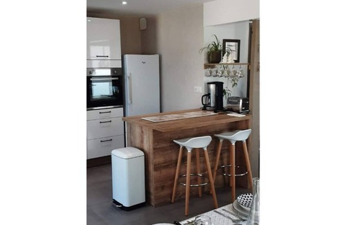 Les Boucholeurs House | Family-Friendly Retreat with Ocean View Near Chatelaillon Beach