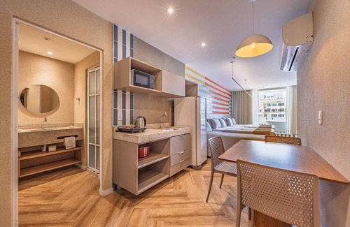 Copacabana Apartment | Sea View and Balcony with Bathtub | Q5