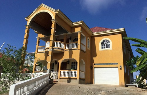 Port Antonio Villa | Serene Sea and Mountain Views at Harmony Heights Villa