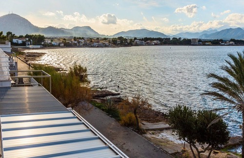es Bacares Apartment | Sea-view apartment in Alcúdia with balcony