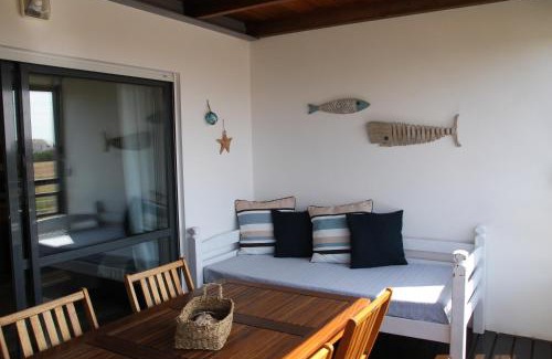 Telheiro Apartment | Oceanfront Apartment Steps from Meia Praia Beach in Lagos