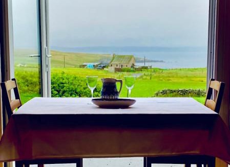 Yell Bed & Breakfast | Eco-Friendly Sea View B & B with Breakfast and Hot Tub