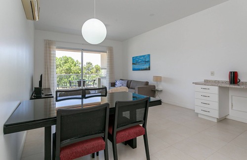 Santinho Apartment | Enjoy Sea Views from Your Balcony with BBQ Grill