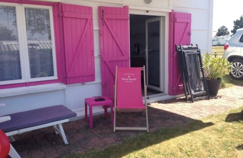 Saint-Martin de Brehal House | Seaside Bungalow with Kitchen, Perfect for Families