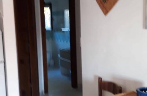 Tiriddo Apartment | Seaside Cottage Just Steps from the Beach for Families