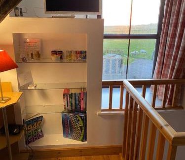 Hunspow House | Family-Friendly Sea View Cottage at Dunnetbay, Rated 9/10