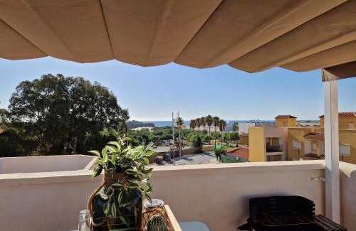 Palomares Apartment | Serene Sea View Hotel with Pool & Child-Friendly Amenities