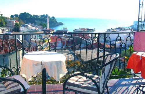 Rana Apartment | Sea View Family Apartments in the Heart of Town
