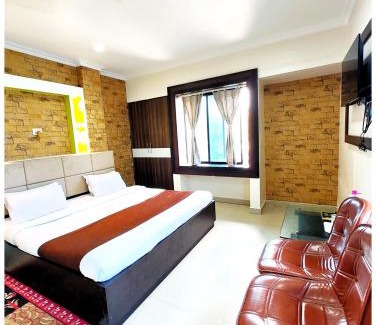 Narainkoti Hotel | SEA VIEW FAMILY FRIENDLY HOTEL S-S Piper ! - Room with Balconies, Restaurant, Parking & Free Wi-Fi ,Beach Front Location - Best Seller Hotel In Puri