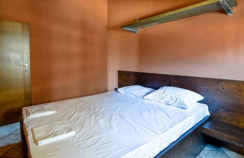 Zeljeznica Apartment | Sea View Flat w Balcony in Bar Montenegro