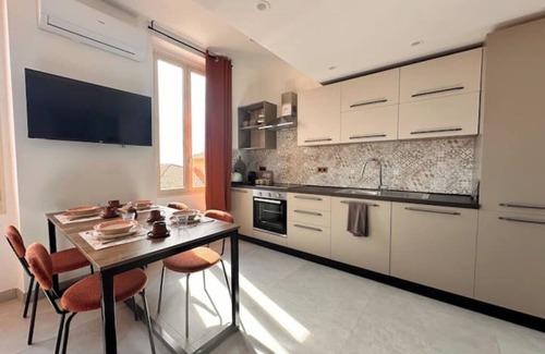 Roquebrune-Cap-Martin Apartment | Sea View & Boho Chic Comfort 2 steps from Monaco