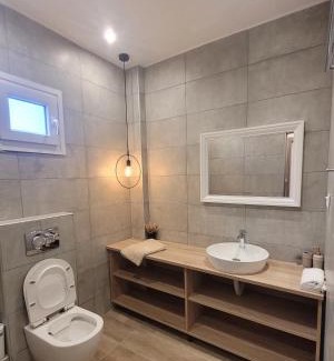 Nea Skioni Apartment | Exceptional SEA VIEW with Oceanfront Amenities Await