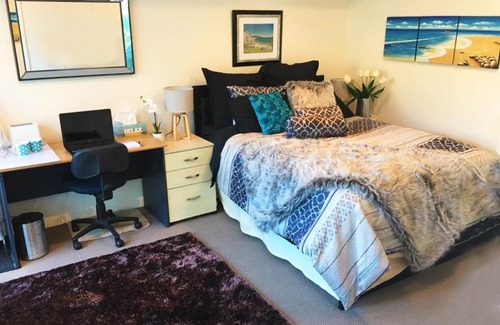 Northcote House | Oceanfront Guest House with Pool and Hot Tub Amenities