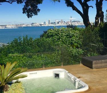 Northcote House | Oceanfront Guest House with Pool and Hot Tub Amenities