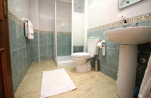Lentiscar House | Tranquil Sea View Holiday Home with Private Beach Access