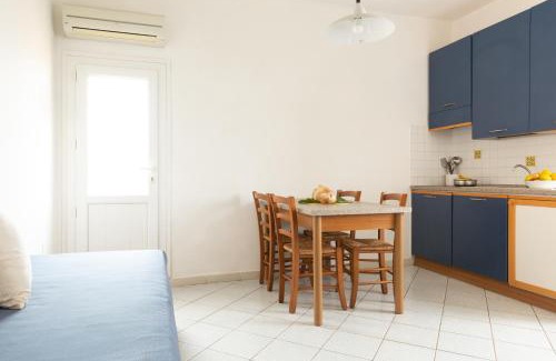 Saline Sadun Apartment | Oceanfront Escape: Sea View Home with Private Beach Access