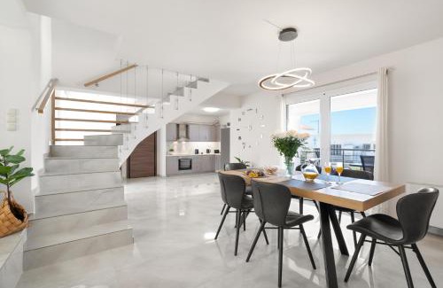 Chania Apartment | Sea View Home: 4-Star Family Retreat with Perfect Reviews