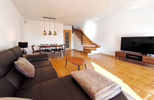 Premia de Dalt House | Seaside Retreat in Premià de Dalt, Barcelona – Guest Rated 10/10