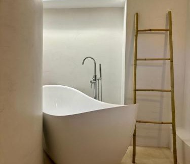 Evdilos Villa | Oceanfront Retreat at Sea View Kerame - Rated 9.2/10