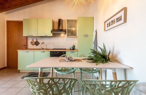 Tortoreto Lido Apartment | Relax in a Sea View Apartment with Terrace & Free Wifi