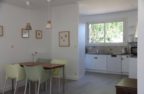 Saint-Nazaire House | Seafront Haven: Ocean View Rental for 2 to 6 Guests