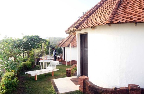 Varkala Resort | Cozy Sea View Rooms Just Steps from the Beach