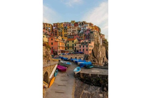 Pitelli House | Cozy Sea View Studio Apartment with Terrace and Garden