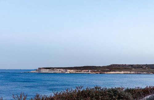 San Tumas Apartment | Oceanfront Sea-View Studio Apartment - Ideal for Couples