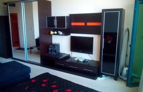 Primorsko Apartment | Scenic Sea View Studio with Pool & Family-Friendly Vibe