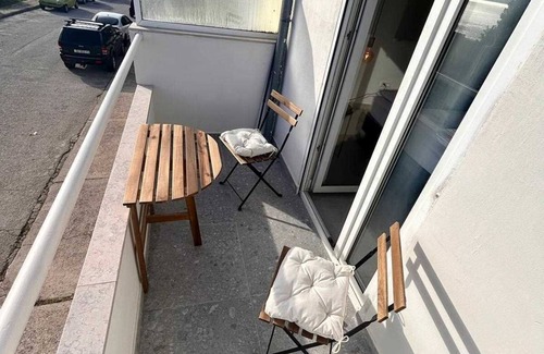Gorica Apartment | Beachfront Sea View Studio - Guest Rated 10/10!