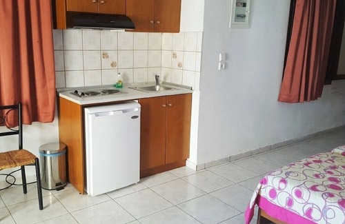 Chrisi Ammoudia Apartment | Scenic Sea View Studio with A/C, Steps from the Beach