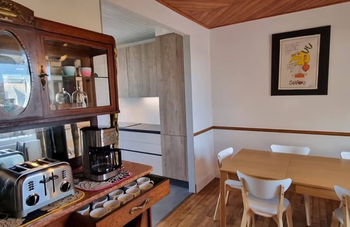 Saint-Guenole House | Experience Oceanfront Bliss at "La Vigie" with Surf Access