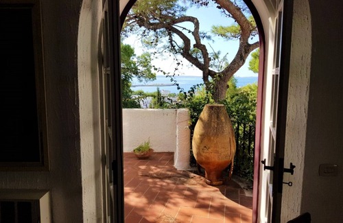 Santa Caterina Villa | Oceanfront Villa with Pool and Breakfast in Santa Caterina