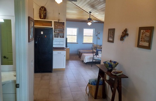 Morris Settlement House | Relax with Ocean Views Steps from the Beach - Guest Rated 9.8