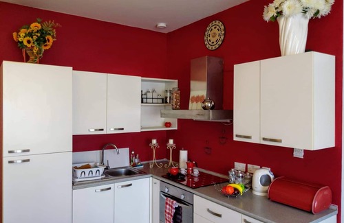 Madliena Apartment | Beautiful Sea Views Steps from Beaches & Cafe del Mar