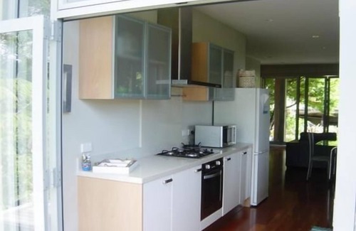 Tairua House | Stunning Oceanfront Views Near Ocean Beach - Rated 9.8