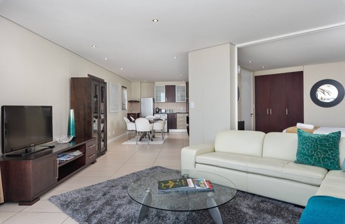 Lagoon Beach Apartment | Serene Sea Views at Lagoon Beach with Family-Friendly Amenities