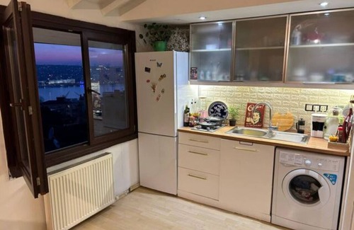 Galata House | Inviting Sea View Flat Near Galata Tower with Family Perks