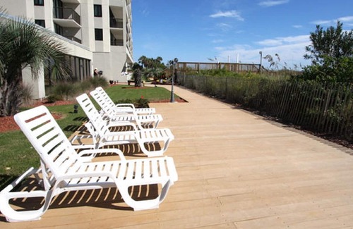Windy Hill Apartment | Sea Winds 304 - Ocean Front 3 Bed/2 Bath Condo - Gorgeous Views
