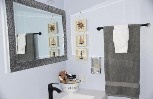 Pictou Bed & Breakfast | Cozy Seabank House Bed and Breakfast with Delicious Dining