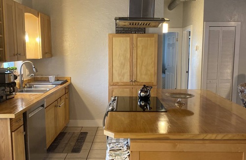 Ormond-by-the-Sea House | Seabatical Bungalow: Guest Rated 9.8 with Oceanfront Views