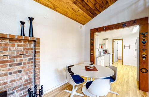 Seabeck House | Cozy Seabeck Cottage on Hood Canal: Pet and Child Friendly