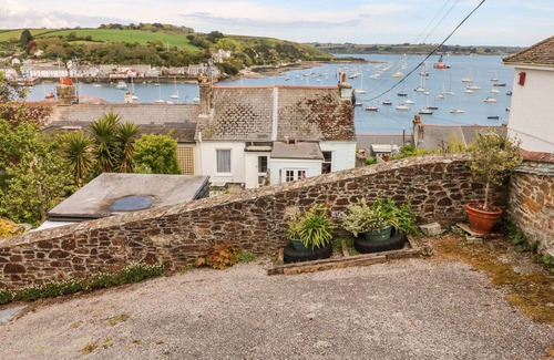 Mylor Churchtown House | SEABIEN: Family-Friendly Cottage with Breakfast in Falmouth