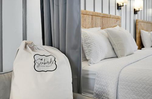 Kure Beach Hotel | Pet-Friendly Seabirds Motel with Ocean Views at Kure Beach