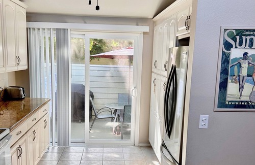 Leucadia House | Seabluffe Beachfront Townhome with Pool and Ocean Views