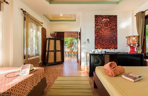 Haad Yao Resort | Seaboard Bungalows: Relax by the Ocean with Spa Amenities
