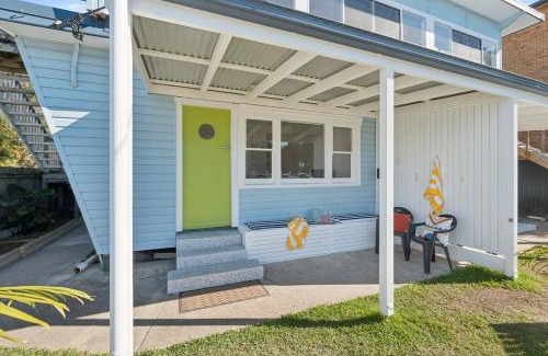 Coffs Harbour Apartment | Seabreeze - Parky's Pet friendly beachside duplex